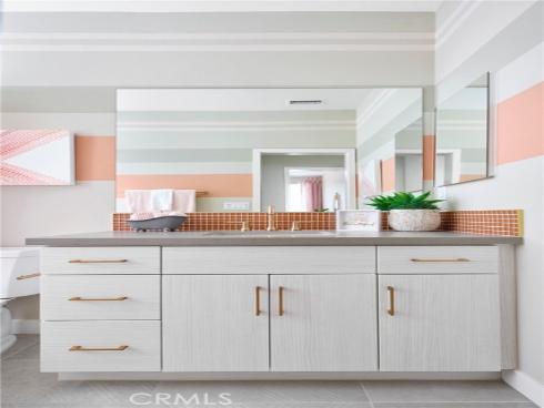 2217 W Orange  12 , Anaheim, CA