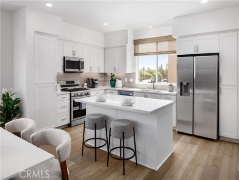 2209 W Orange  16 , Anaheim, CA