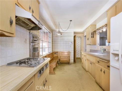 3218 W Ravenswood Drive, Anaheim, CA