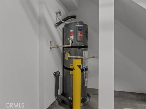 1667 W Broadway Lane, Anaheim, CA