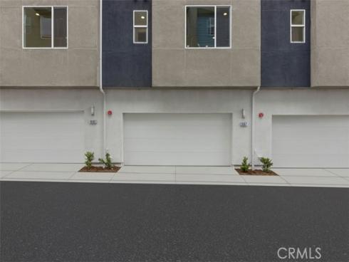 1667 W Broadway Lane, Anaheim, CA