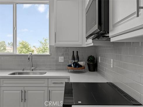 1667 W Broadway Lane, Anaheim, CA