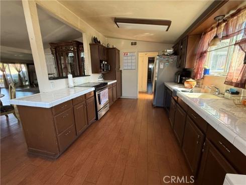 1323 W Goodhue Avenue, Anaheim, CA