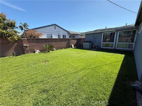 1323 W Goodhue   Avenue, Anaheim, CA