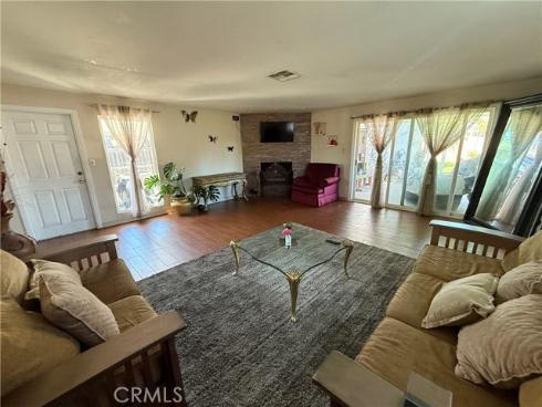 1323 W Goodhue Avenue, Anaheim, CA