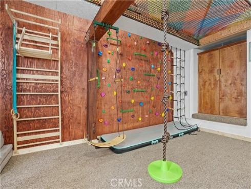 2810  E Burntwood  , Anaheim, CA