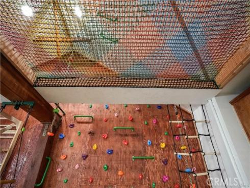 2810  E Burntwood  , Anaheim, CA