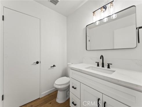 1835 W La Palma  B  Avenue, Anaheim, CA