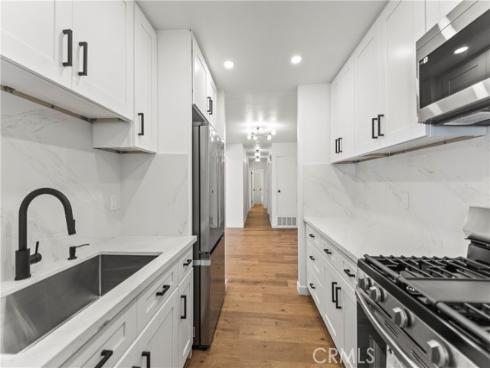 1835 W La Palma  B  Avenue, Anaheim, CA