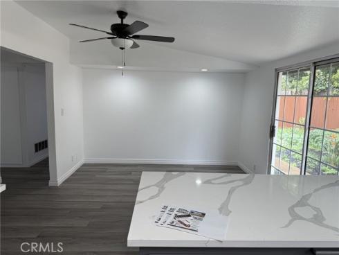 2435 W Broadway  , Anaheim, CA