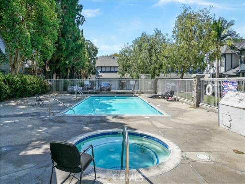 3018 W Cheryllyn 10 Lane, Anaheim, CA