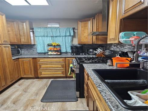 1313 N Crestlane Place, Anaheim, CA