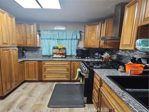 1313 N Crestlane Place, Anaheim, CA