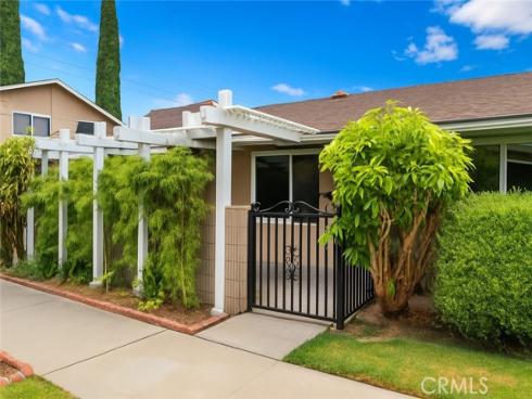10757 Magnolia 102 Avenue, Anaheim, CA