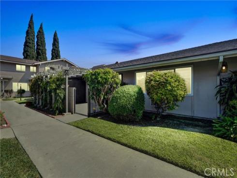 10757 Magnolia 102 Avenue, Anaheim, CA