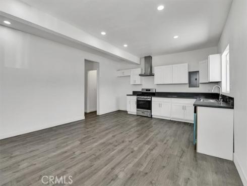 2550 W Rowland   Avenue, Anaheim, CA