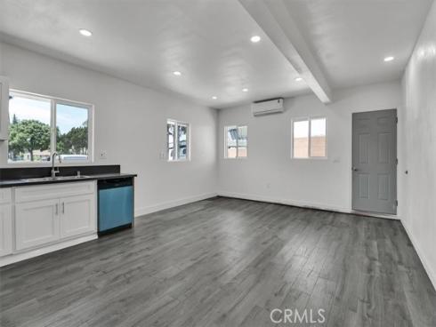 2550 W Rowland   Avenue, Anaheim, CA