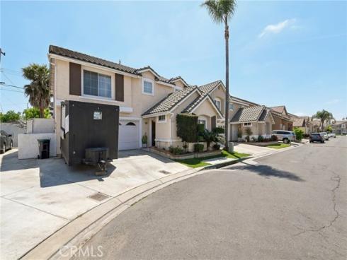220 S Linhaven Circle, Anaheim, CA