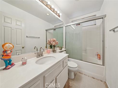 220 S Linhaven Circle, Anaheim, CA