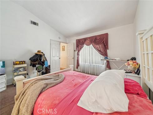 220 S Linhaven Circle, Anaheim, CA