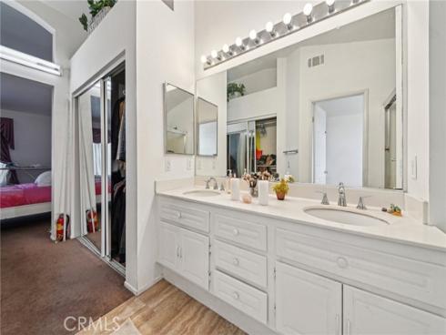 220 S Linhaven Circle, Anaheim, CA