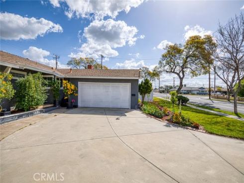 1521 W Crone Avenue, Anaheim, CA