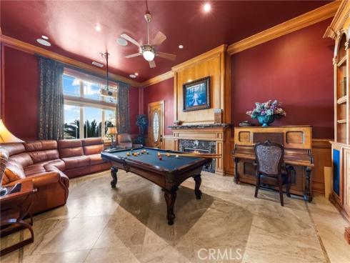 590 S Falling Star Drive, Anaheim, CA