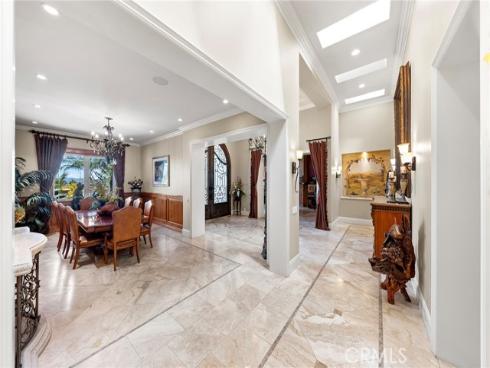 590 S Falling Star Drive, Anaheim, CA