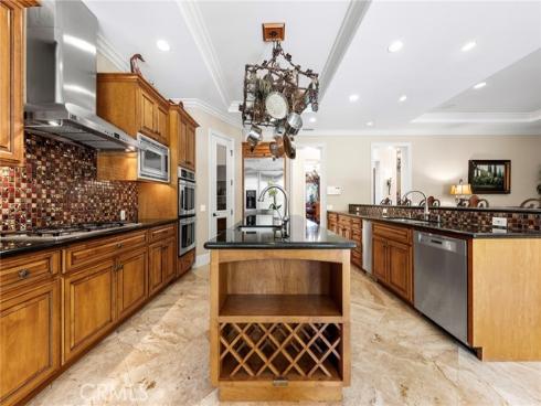 590 S Falling Star Drive, Anaheim, CA