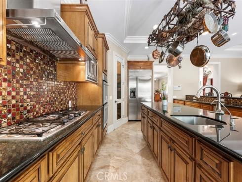 590 S Falling Star Drive, Anaheim, CA