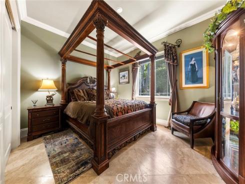 590 S Falling Star Drive, Anaheim, CA