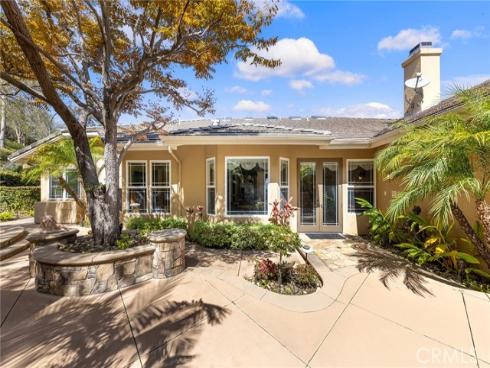 590 S Falling Star Drive, Anaheim, CA