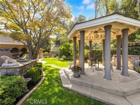 590 S Falling Star Drive, Anaheim, CA