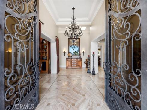 590 S Falling Star Drive, Anaheim, CA