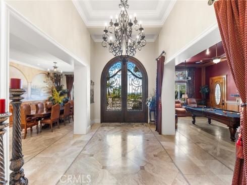 590 S Falling Star Drive, Anaheim, CA