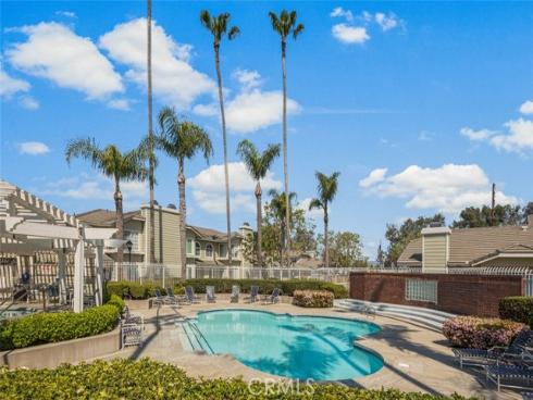 527 N Dartmouth 40 Way, Anaheim, CA