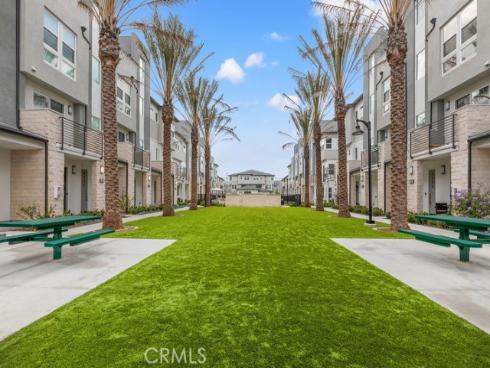 1707 W Bushell , Anaheim, CA