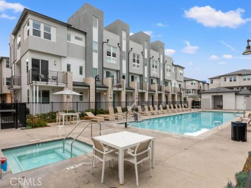 1707  W Bushell  , Anaheim, CA