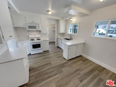 1326 E Kenwood   Avenue, Anaheim, CA