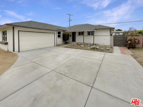 1326 E Kenwood   Avenue, Anaheim, CA