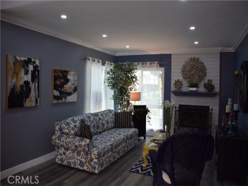 1851 W Glenoaks A Avenue, Anaheim, CA