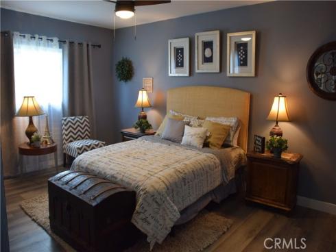 1851 W Glenoaks A Avenue, Anaheim, CA