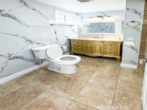 900 S Hayward Street, Anaheim, CA