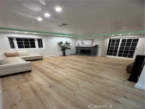 900 S Hayward Street, Anaheim, CA