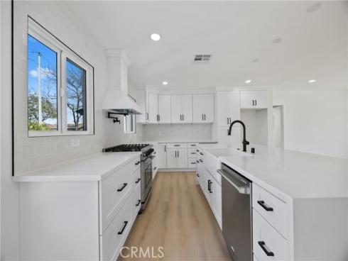 1780 W Alomar   Avenue, Anaheim, CA