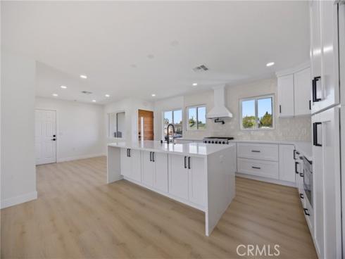 1780 W Alomar   Avenue, Anaheim, CA