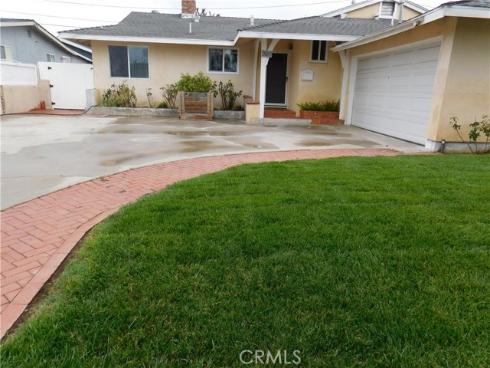 2669 W Russell Avenue, Anaheim, CA