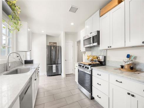 521 N Vine   Street, Anaheim, CA