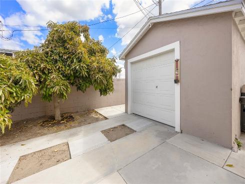 521 N Vine   Street, Anaheim, CA