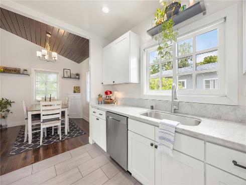 521 N Vine   Street, Anaheim, CA